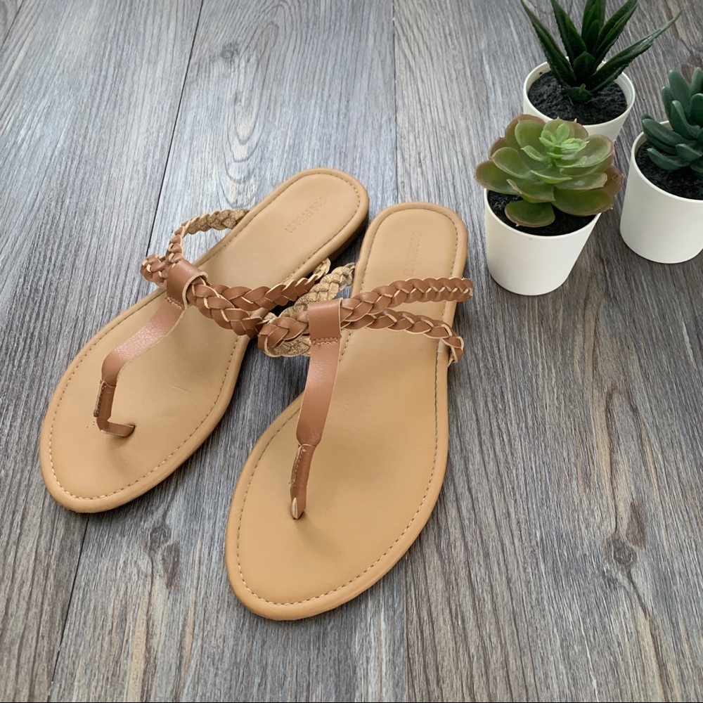 Tan Sandals size 6/7 - Picture 4 of 4